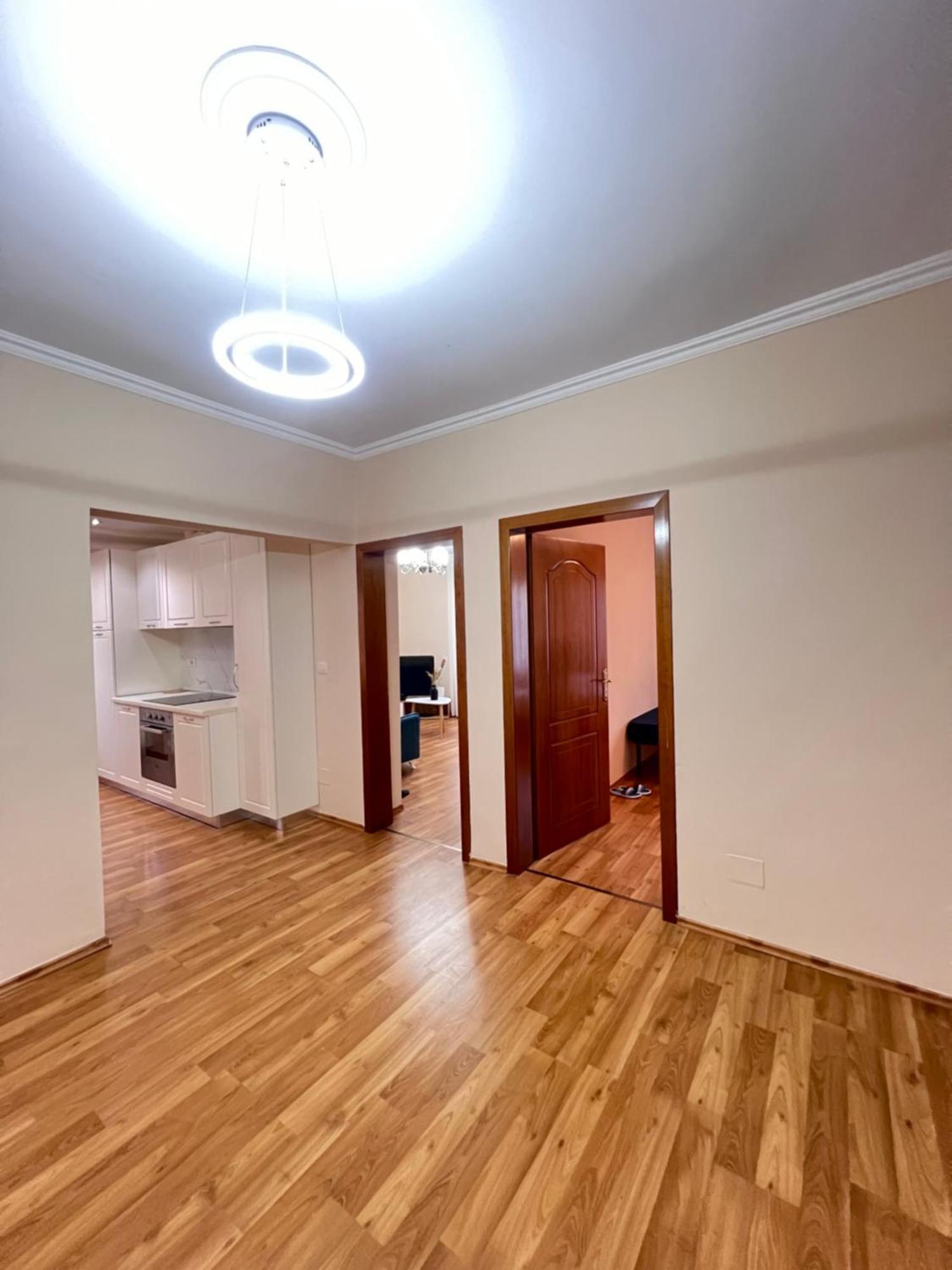 Skanderbeg Square Apartment 02 Tirana Exterior photo