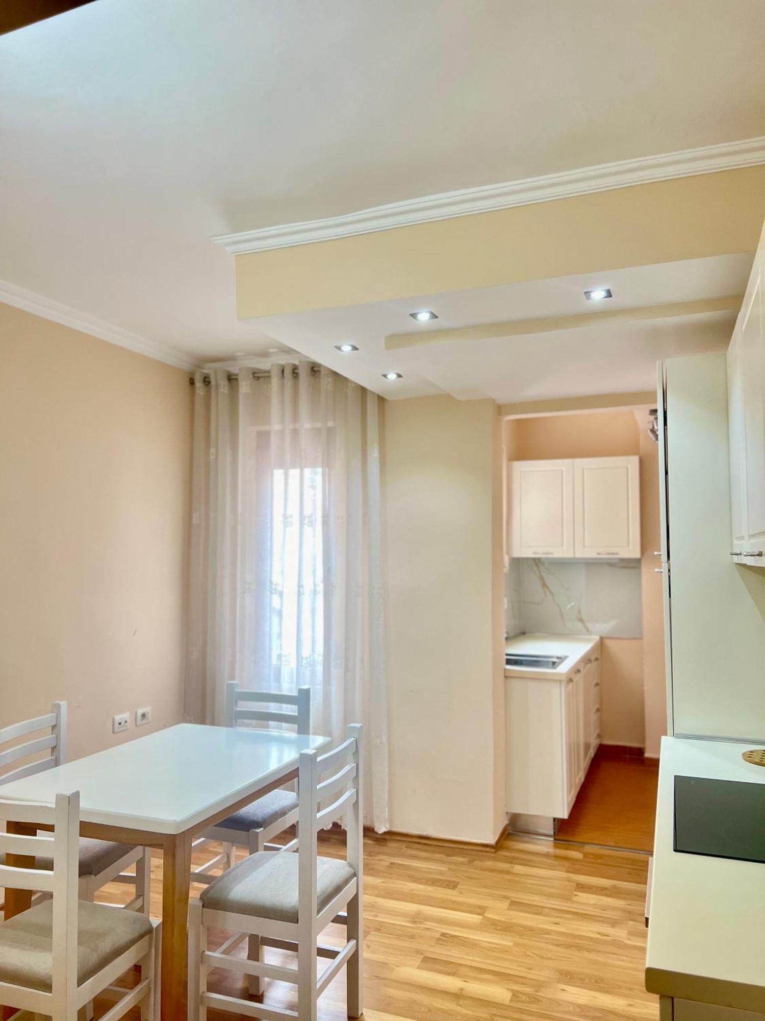 Skanderbeg Square Apartment 02 Tirana Exterior photo